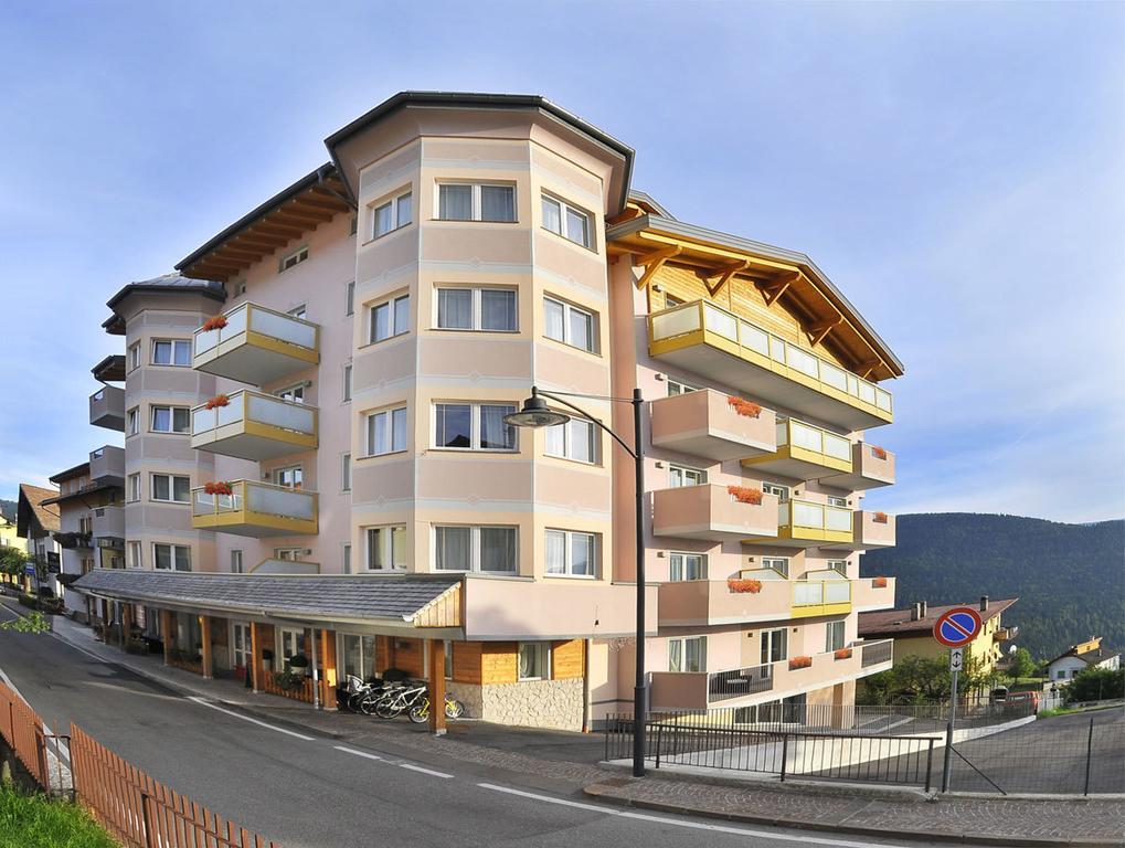 Hotel Luna Bianca Folgaria Εξωτερικό φωτογραφία