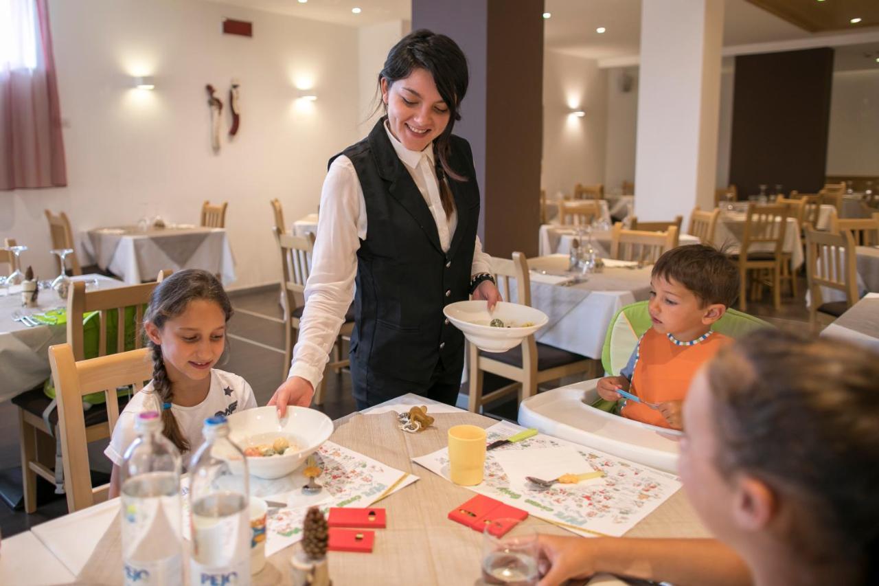 Hotel Luna Bianca Folgaria Εξωτερικό φωτογραφία